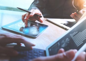 Lorem Ipsum is simply dummy text of the printing and typesetting industry.